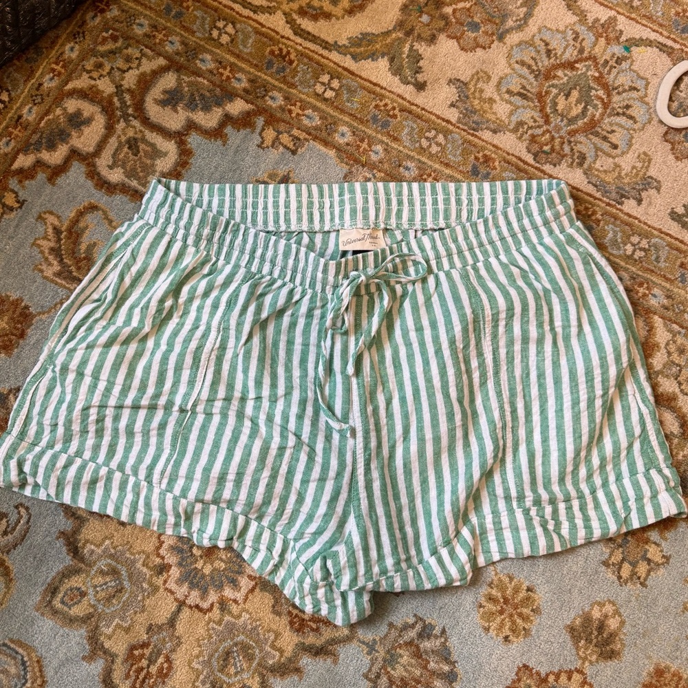 Universal Thread Green Striped Linen Shorts